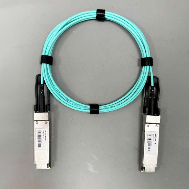 Fiber Optic 10G 25G 40G 100G SFP SFP28 QSFP+ QSFP28 OM2 OM3 OM4 1M 3M 5M 10M 20M AOC Active Optical Cable for Data Center