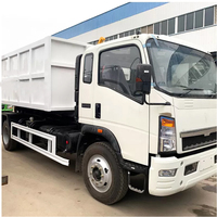 Camion d'hygiène de collecte d'ordures de compacteur de Howo 4X2 8m3 à vendre