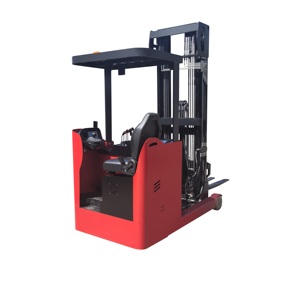 Chariot élévateur électrique à mât télescopique pour entrepôt, capacité 2 tonnes, avec poste de conduite assis - Product Image 1