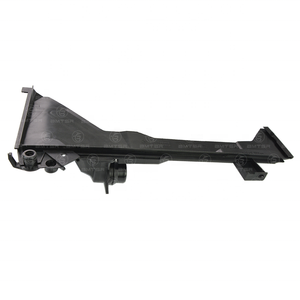 Plaque de montage du radiateur de refroidissement du moteur 17111436251 OEM pour BMW <span class=keywords><strong>E46</strong></span> E85 E86 - Product Image 1