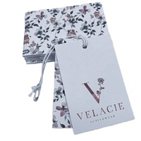 Étiquette suspendue en papier kraft recyclé, écologique, avec logo personnalisé, sérigraphie, gaufrage, laminage, cordon élastique pour vêtements