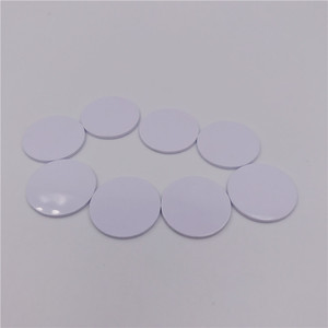 18mm PVC 13.56 mhz hf blanchisserie puces pour l'intégration dans les vêtements - Product Image 4