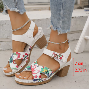 Sandales romaines à talon épais et brides croisées pour femme, style européen et américain, à fleurs, à bout ouvert, talon moyen, pour l'été - Product Image 3