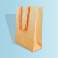 Sac en papier élégant avec poignée en ruban et impression de logo dégradé pour cadeau de mariage (vente en gros)
