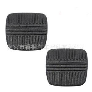 แผ่นยางเบรกและคลัตช์ Shuangxuan รุ่น 49751-NI010 สำหรับรถยนต์นิสสัน นาวาร่า แคปสตาร์ - Product Image 2