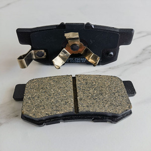 Piezas de alto rendimiento, piezas de coche, pastillas de freno traseras de cerámica de alta calidad D1086 43022S9A010 06430S9A010 para <span class=keywords><strong>Honda</strong></span> <span class=keywords><strong>CRV</strong></span> <span class=keywords><strong>2004</strong></span> - Product Image 6