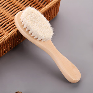사용자 정의 로고 에코 친화적 인 아기 부드러운 염소 강모 나무 머리 빗 헤어 브러시 - Product Image 5