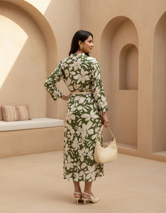 Vestido Casual de Tela Cómoda para Mujer, Diseño Ligero y Fluido, Ideal para Paseos por la Playa y Salidas Diarias - Product Image 6