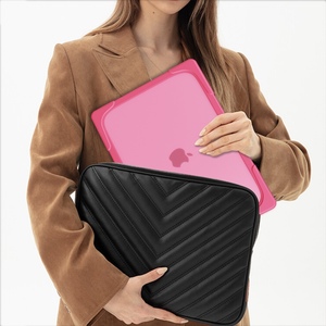 ขาตั้งเคส TPU PC พร้อมฝาปิดพลาสติกแข็งสำหรับ <span class=keywords><strong>MacBook</strong></span> 2022 2023 M2ชิป <span class=keywords><strong>M1</strong></span> Pro <span class=keywords><strong>Air</strong></span> <span class=keywords><strong>13</strong></span> 14 15 16นิ้วเคสแล็ปท็อป - Product Image 6