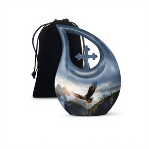 Urna Funeraria Única con Forma de Lágrima y Águila en Vuelo para Cenizas Humanas, Urna Decorativa con Cruz y Bolsa de Terciopelo Gratis - Product Image 1