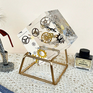 เครื่องประดับอะคริลิคสไตล์อินดัสเทรียล 8 ซม. ตกแต่งโต๊ะทำงาน ลายพิมพ์ ของตกแต่งสำนักงาน - Product Image 2