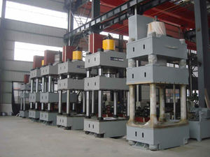 Presse à vulcaniser les tapis en caoutchouc hydraulique, machine à presser à chaud, machinerie en caoutchouc - Product Image 3