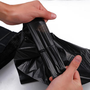 Machine de fabrication de sacs d'emballage pour produits ménagers en sacs enroulables pour t-shirts de haute qualité, sacs d'usine chinoise - Product Image 5