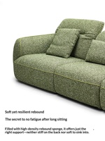 Fauteuil de Luxe Incurvé Forme Irrégulière en Tissu Crème Rembourré Éponge, Chaise Déclaration Style Médiéval pour un Intérieur Moderne Sur Mesure