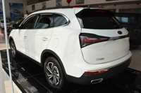 JAC Refine S7 d'occasion 2017 1.5T Turbo Automatique SUV Luxe 5 portes 5 places Essence Euro V Gauche R18 SUV Familial