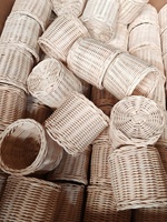Petit panier de rangement en rotin naturel pour bonbons, idéal pour les cadeaux et la présentation de collations, porte-stylos en osier tressé, porte-gobelets en bambou