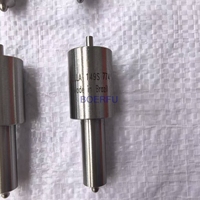 Injecteur de carburant de haute qualité 0433271376 DLLA149S774 pour Caterpillar/Deutz F3L912 F4L912 Prix direct usine
