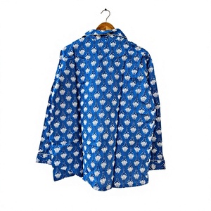 Ensemble de pyjama pour homme à manches longues imprimé bleu, tissu satiné 100% coton, vêtements de nuit décontractés, motif tissé, saison automne, cadeau pour elle - Product Image 3