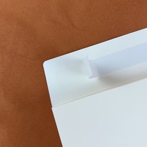 Bolsa de Papel Kraft Blanca Reciclable de 180g, Bolsa de Correo con Logotipo Personalizado, Bolsa de Embalaje de Ropa, Bolsas de Envío de Papel - Product Image 6