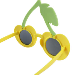 Yiwu vente en gros OEM drôle mignon pomme cadre 2025 nouveau logo personnalisé couleur petite taille enfants en plastique pas cher fête lunettes <span class=keywords><strong>de</strong></span> <span class=keywords><strong>soleil</strong></span> - Product Image 4