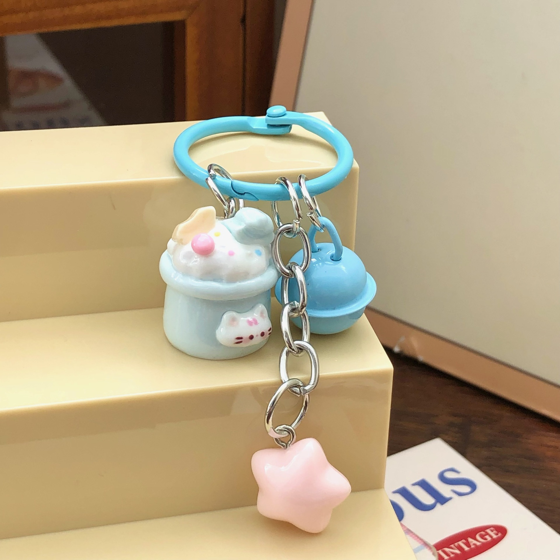Ice cream cat bell ring buckle [blue]]
