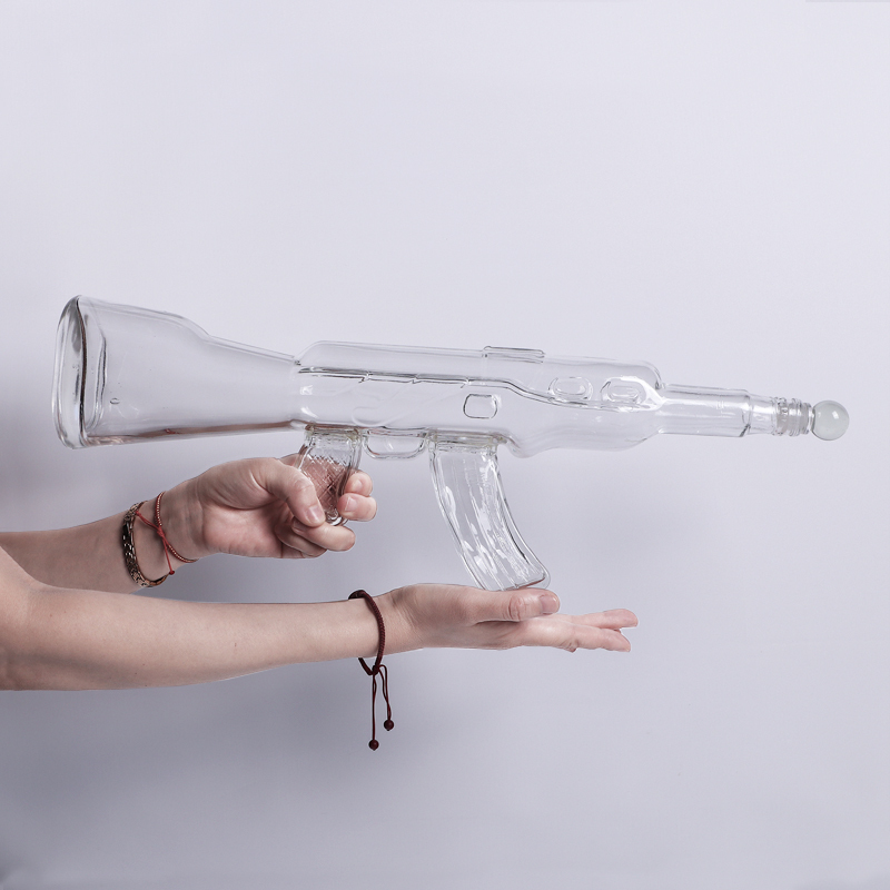 AK-47型のガラス瓶、リサイクルワインボトル、ガラス製ウォッカ瓶