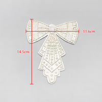 Motif de nœud 3D à plusieurs niveaux orné de perles et de sequins transparents, appliqué pour la décoration de vêtements