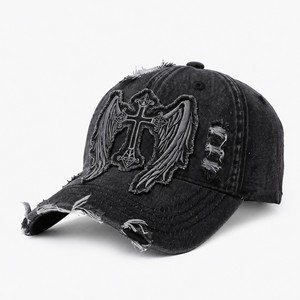 Gorra Deportiva Ajustable de 6 Paneles de Sarga de Algodón con Logotipo Personalizado T&L y Bordado Aplicado - Product Image 1