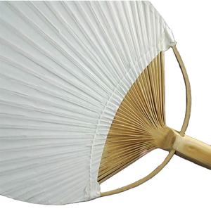 Abanico de Papel Uchiwa de Bambú Chino Ecológico, Decoración Blanca para Bodas con Técnica de Tallado Floral para Fiestas y Eventos - Product Image 4