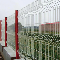 Panel de Malla de Alambre Soldada en 3D, Curvada en V, Galvanizada y Recubierta de PVC, de Alta Calidad para Jardín, Granja y Exteriores