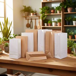 ถุงกระดาษคราฟท์พิมพ์ลายตามสั่ง ผลิตจากวัสดุรีไซเคิล พร้อมหูหิ้ว สร้างแบรนด์บรรจุภัณฑ์ของคุณด้วยโลโก้ สำหรับตลาดเกษตรกรและร้านขายสินค้าออร์แกนิก - Product Image 6