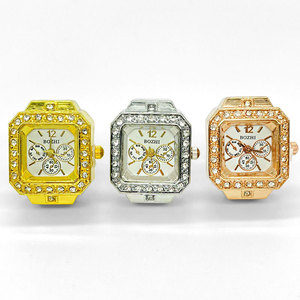 Reloj de Anillo al por Mayor, Precio de Fábrica, Logotipo Personalizado, Esfera Digital Cuadrada, Correa Elástica de Acero Inoxidable, Mini Reloj de Dedo de Cuarzo para Parejas - Product Image 1