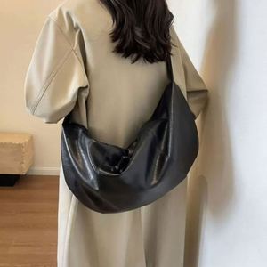 Sacs à bandoulière rétro en cuir pour femmes, collection Hiver 2025 – Sacs Hobo et sacs à main tendance - Product Image 1