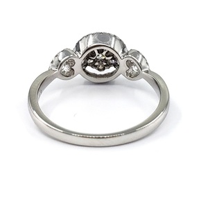 Vente en gros de Hong Kong Bague en diamant en grappe Bijoux fins 18 carats Or blanc massif Bijoux en diamant véritable Bague en grappe pour un usage quotidien - Product Image 3