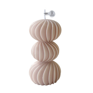 Bougie sculptée torsadée 3D élégante, ornement de table moderne en cire pour la décoration de fête - Product Image 5