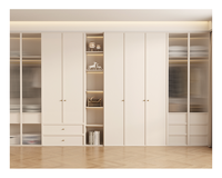 Armoire de dressing de luxe en bois massif, armoire coulissante modulaire en forme de I avec miroir