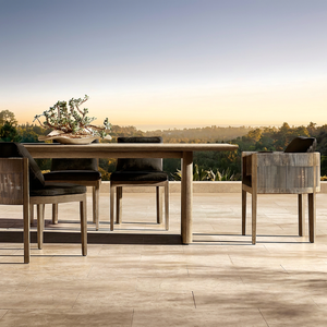 Conjunto de Comedor de Madera de Teca Personalizado para Exteriores, Sillas de Comedor Tejidas con Cuerda y Mesa Rectangular de Teca, Cojines Impermeables para Patio y Jardín - Product Image 1