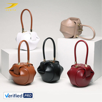 Sacs à main mini Cloud en cuir véritable personnalisés pour femmes, sacs à bandoulière à poignée supérieure, sacs à main de créateur, petits sacs à main tendance