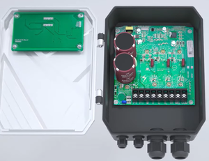 Pompe à eau solaire commerciale adaptée à l'irrigation agricole, kit de pompe solaire de surface avec contrôleur - Product Image 3