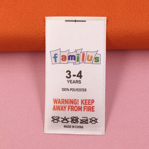 Etiquetas de cuidado personalizadas de Changtong Apparel, impresas en serigrafía rectangular, para ropa y textiles del hogar. - Product Image 3