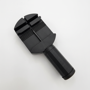 Strumento di regolazione della fascia nera per orologi da polso essenziale - Product Image 1