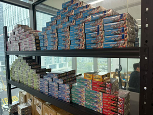 M1L Cartes à collectionner Pokémon Anime bon marché en vrac, packs mystères, papier écologique, boîte de jeu de cartes japonais très vendue - Product Image 6