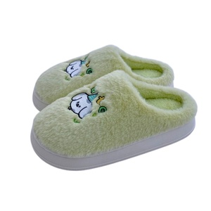 Pantuflas <span class=keywords><strong>de</strong></span> Invierno Cálidas y Modernas <span class=keywords><strong>de</strong></span> EVA y Algodón, Punta Cerrada, Económicas, Lindas y Suaves, <span class=keywords><strong>de</strong></span> Felpa para Mujer y <span class=keywords><strong>Hombre</strong></span> - Product Image 4