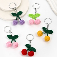 Porte-clés tendance 2025 en crochet fait main, cerise multicolore, mignon, ornement fruité, pendentif pour sac à main femme, breloque de sac, cadeau