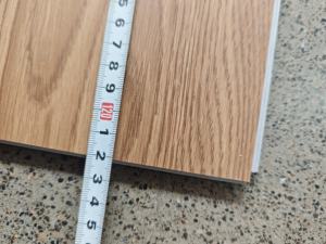 Suelos de Vinilo LVT SPC con Diseño de Espiga, Impermeables y de Fácil Mantenimiento, Suelos de PVC con Sistema de <span class=keywords><strong>Clic</strong></span> para Interiores - Product Image 3