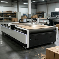 Machine CNC intégrée de pliage et de découpe pour carton ondulé