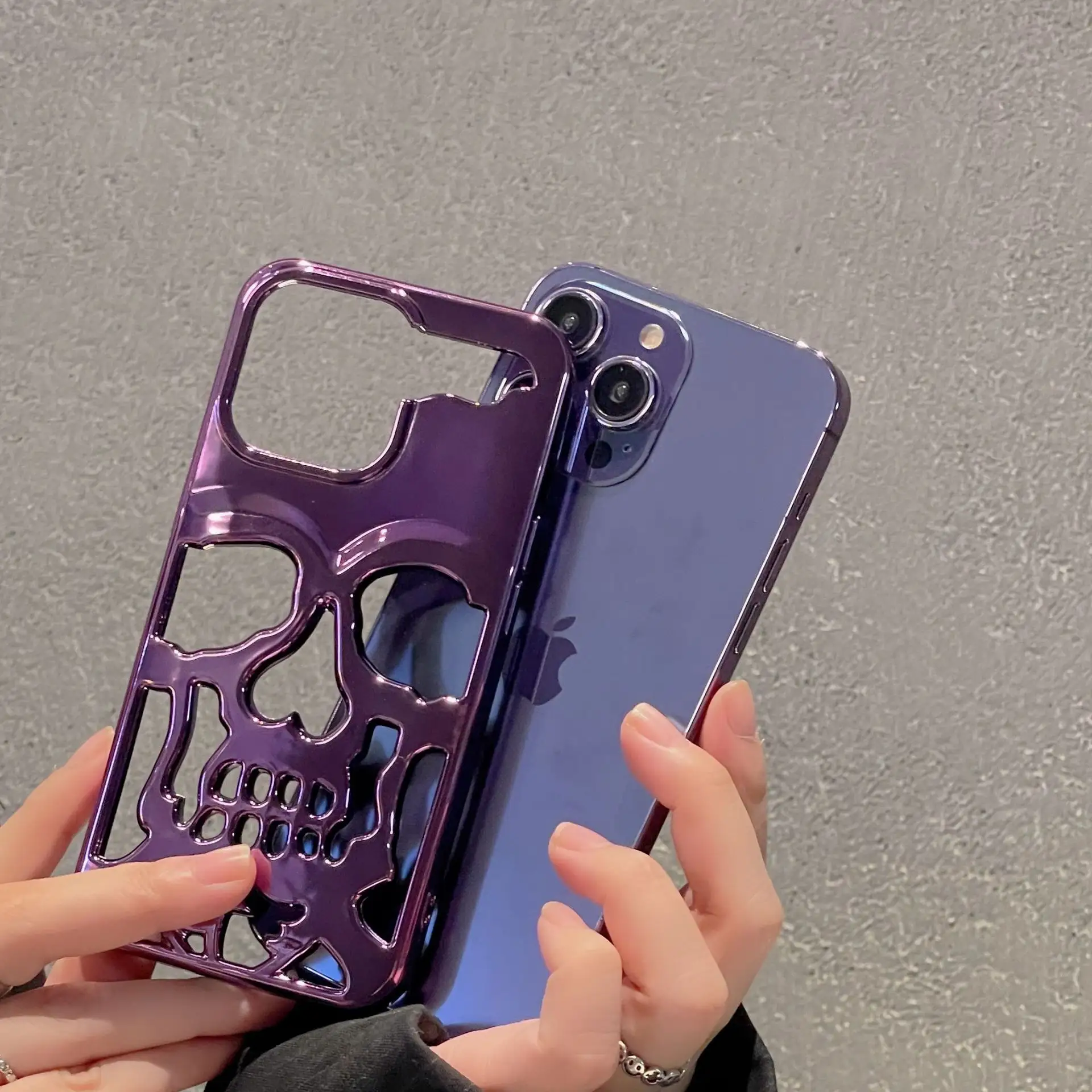 Fashion Cool Metal Skeleton Protective Back Cover Case For Iphone 11 12 13 14 Pro Max Electroplate Case