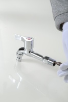 Meilleur prix Long cou bavoir robinet robinet 12cm simple eau froide épaissi pour cuisine et salle de bain utilisation de la Machine à laver