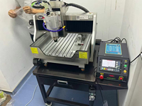 Máquina de Marcado Láser CNC de Husillo Automático Mini de Doble Propósito JT, Husillo de 0.5kW, Área de Trabajo de 135x80mm, Alta Capacidad de Grabado y Fresado