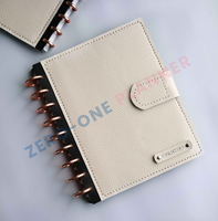 Personnalisé A4 A5 A6 A7 Premium Tableau de Bord Disque Pu Cuir Galet Saffiano Planificateur Notebook Budget Classeur Portefeuille Ensembles